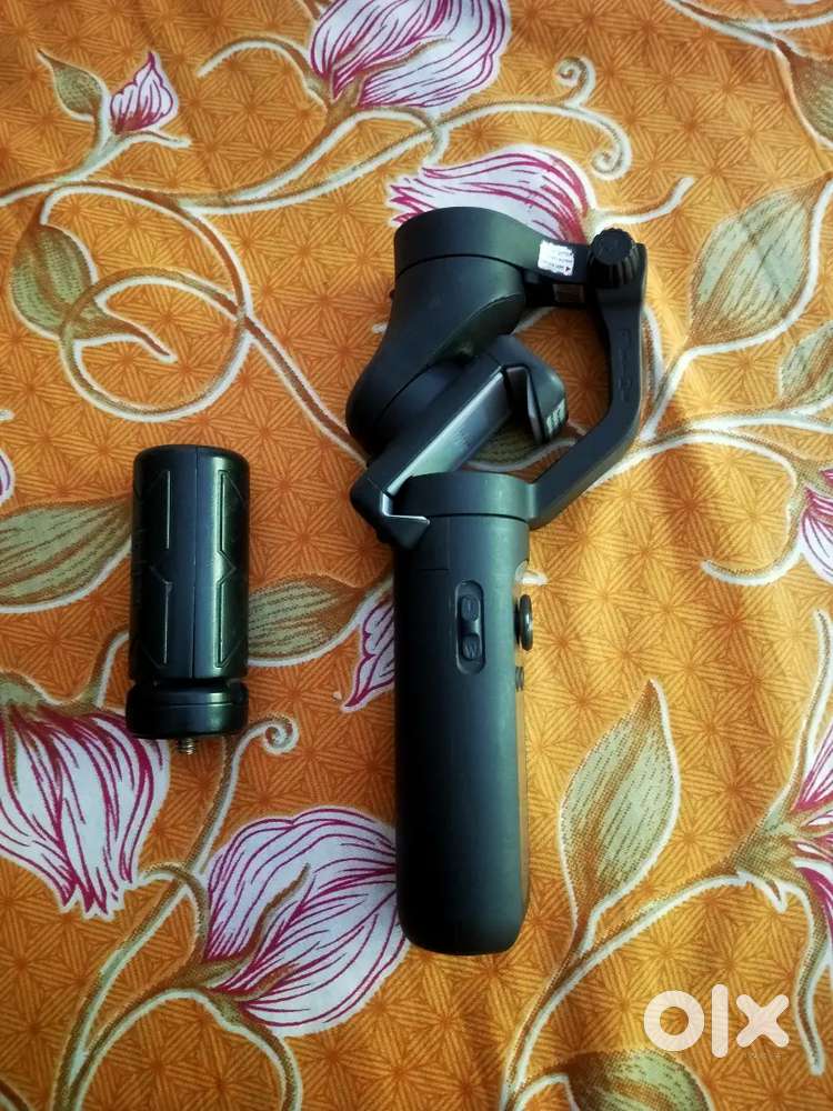 Hohem phone gimbal at a very cheap price