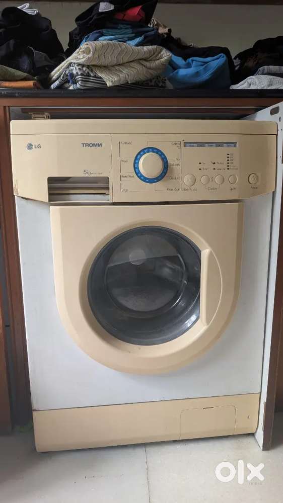 LG Fully Automatic 5 Kg Washing Machine (Model No. WD-80290NP)