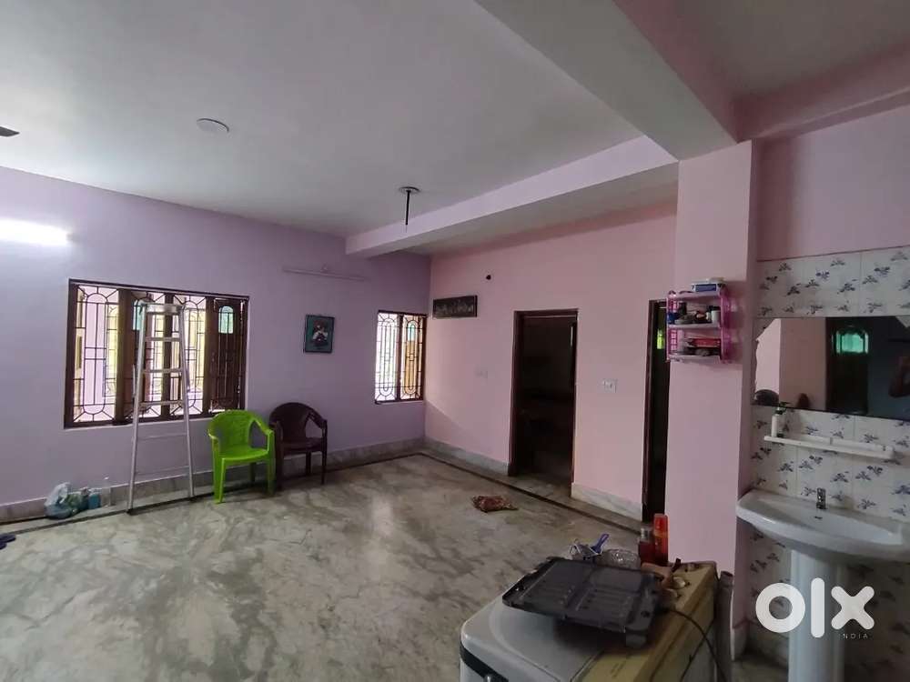 2 BHK Room available for Family