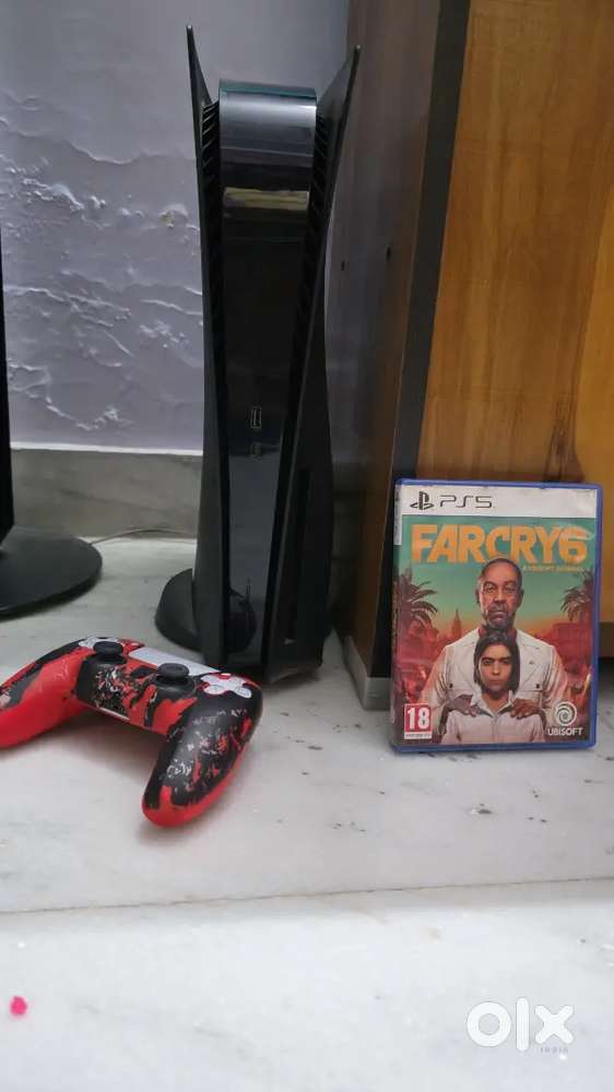 Ps5 2 years old disc edition. Far cry 6 game blu ray included