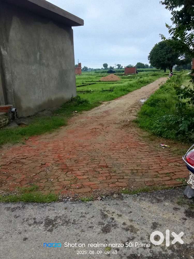 Mera khud ka plot h sale karna h IIM K PAS H kamlapur me