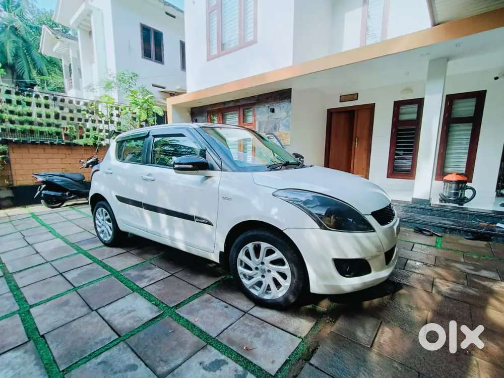 Maruti Suzuki Swift 2013 Diesel 98000 Km Driven