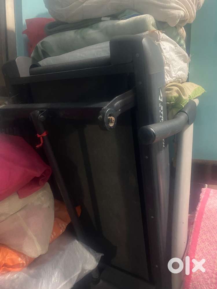 Treadmill machine price negotiable