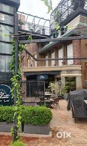 buy area in 32nd avenue, succesfully running