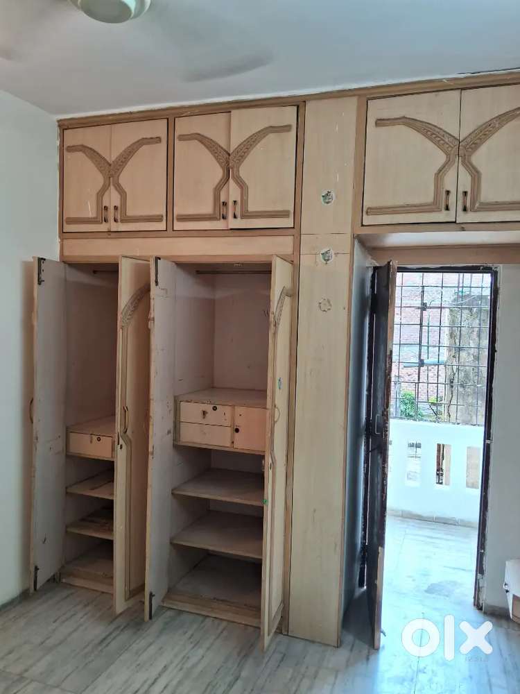 2 BHK Sami Furnished independent Flat On Rent At Geeta Bhawan mandir