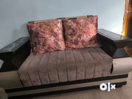New sofa nice condition 4 seater