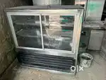 Display counter 4 feet