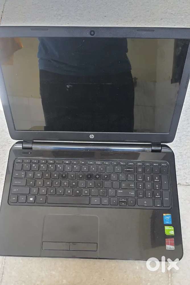 HP Laptop i3 4005U