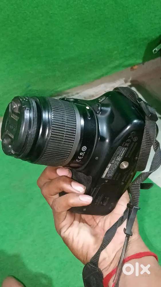 Canon 1500 d dslr cemera