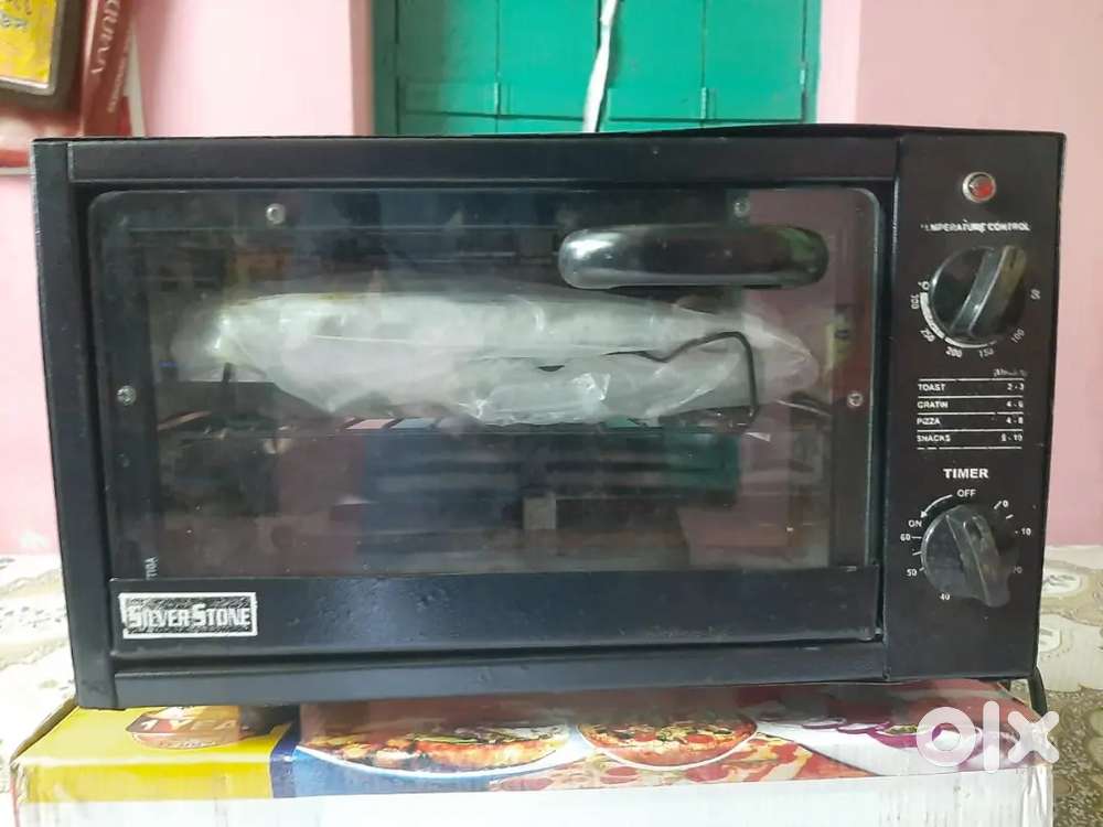 1 Toaster oven griller 1 mixer grinder 1 roti maker
