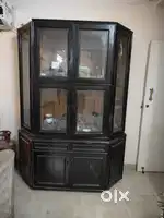 Crockery Almirah