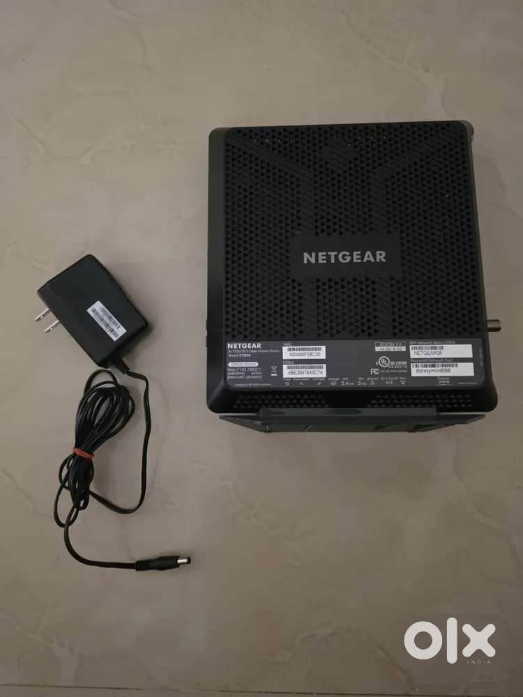 NETGEAR AC1900 WIFI CABLE MODEM ROUTER MODEL C7000