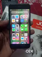 Iphone 8 64 good condishin original display batery helth 100%
