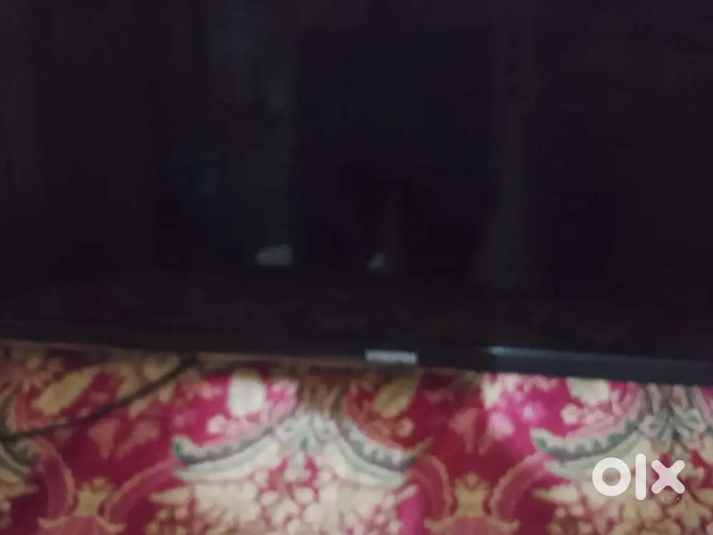 Brand new showroom condition led smart TV videotek