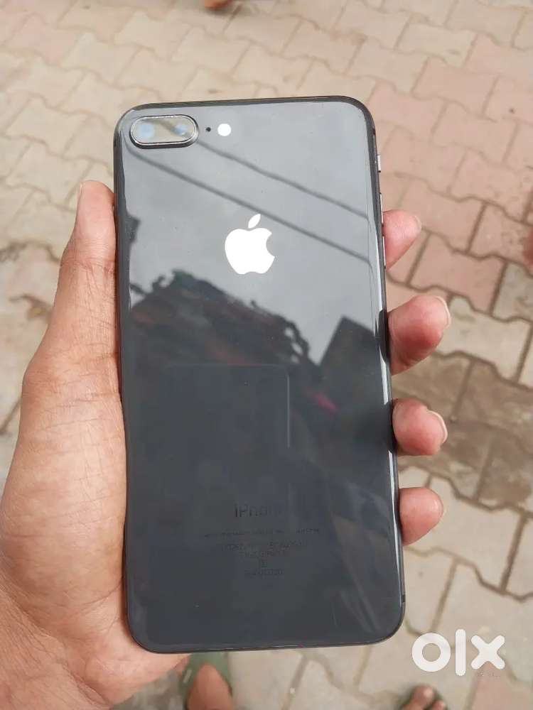 Iphone 8 plus.Only today dashera offer