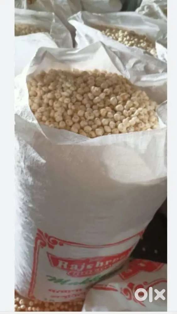 Salesman for Makhana