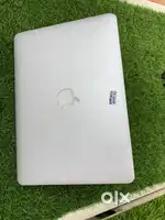 MacBook Air core i5 processor Model 2015 New condition Laptop
