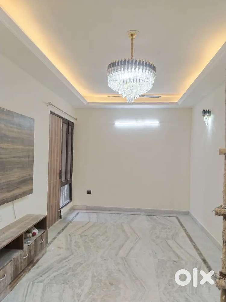 Newly renovated 3bhk with 2 baths available for rent in greenfields