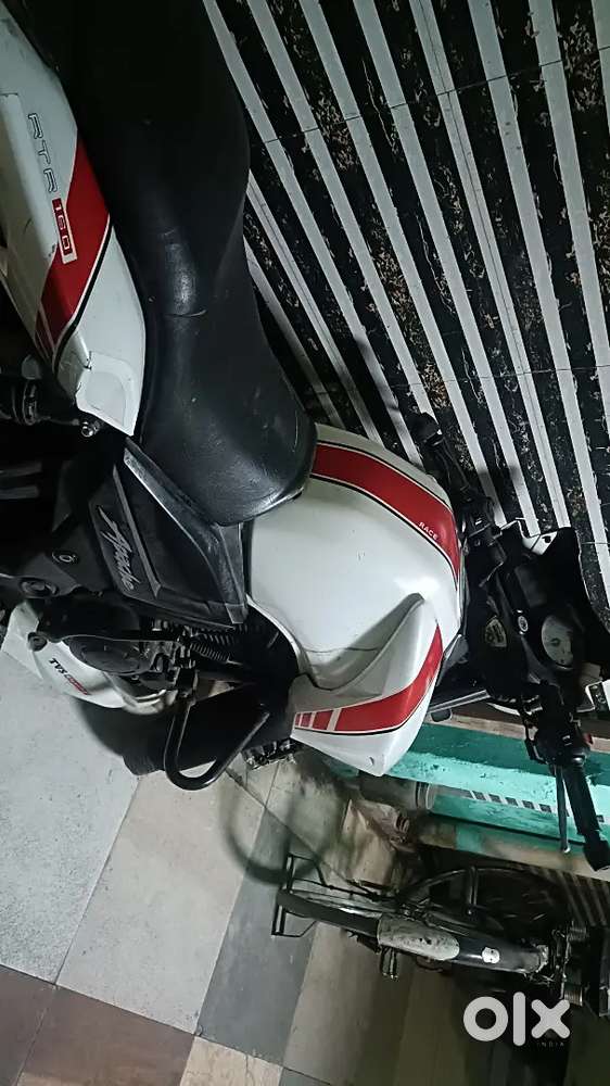 Koie kmi nhi h mint condition