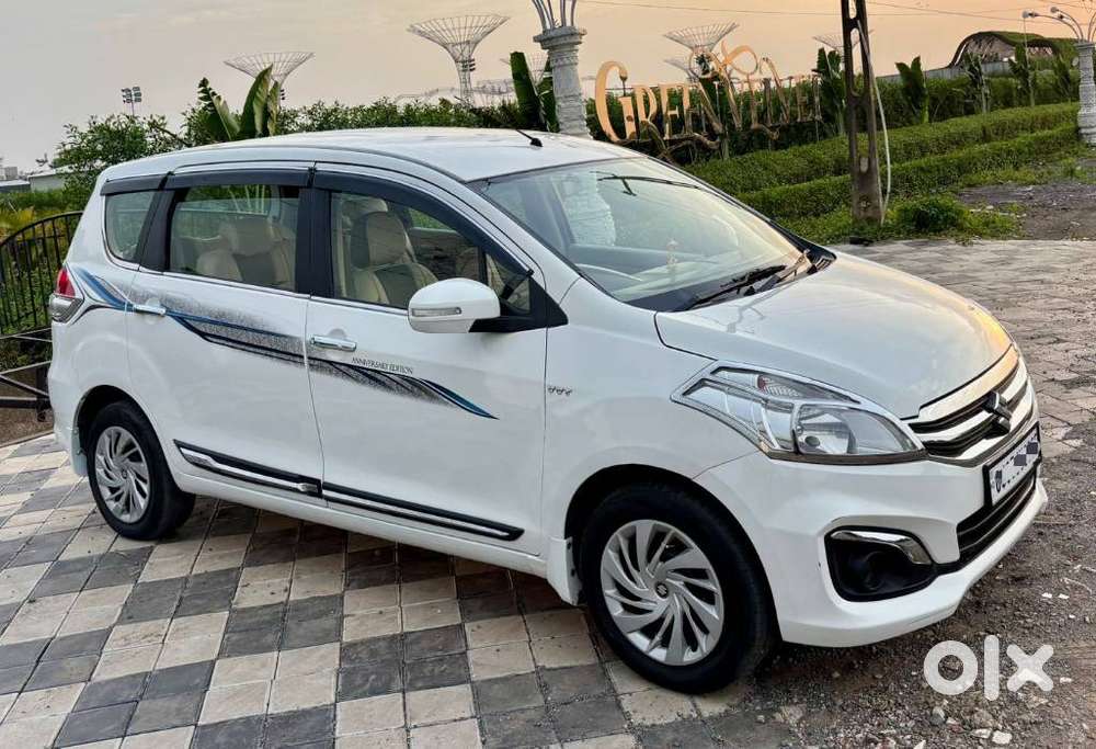 Maruti Suzuki Ertiga 1.4 VXI CNG Anniversary Edition, 2016, CNG & Hy..