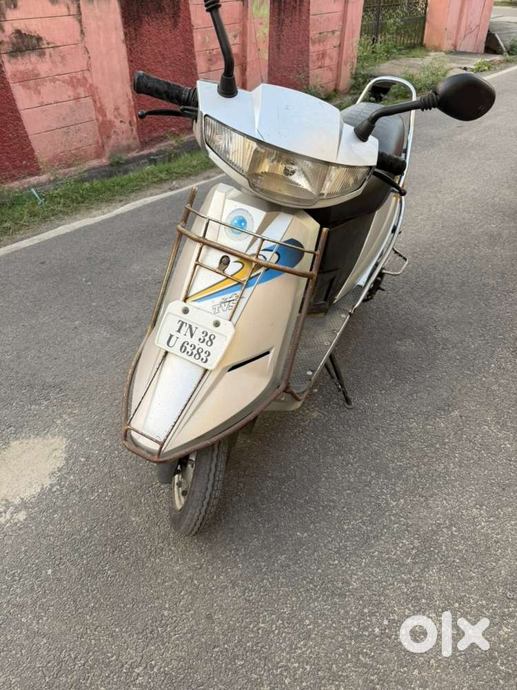 TVS Scooty ES 2003