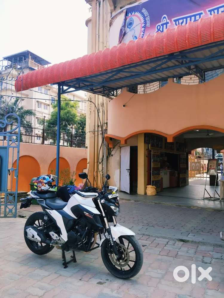 Yamaha FZ25