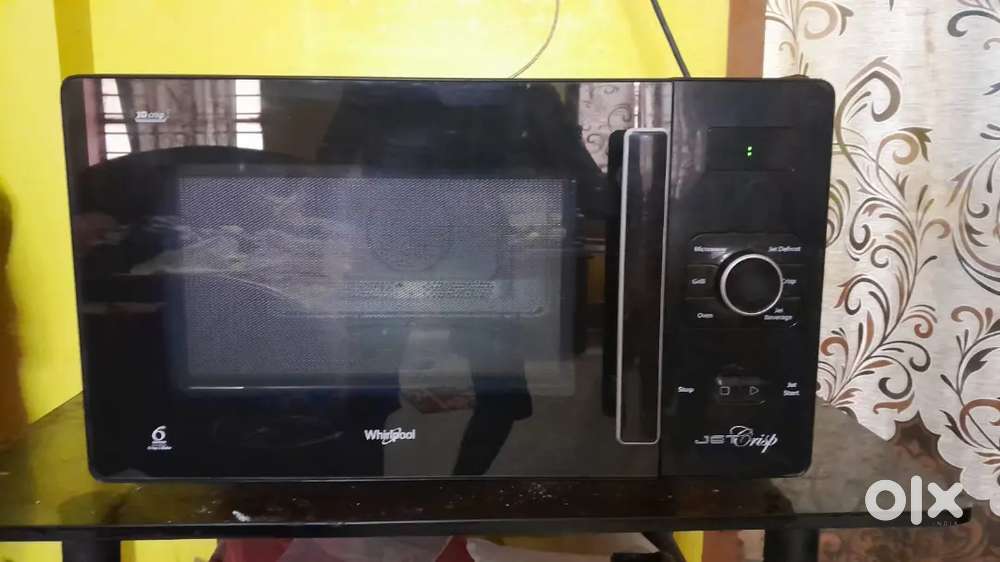 Whirlpool Microwave Convection Jet Crisp