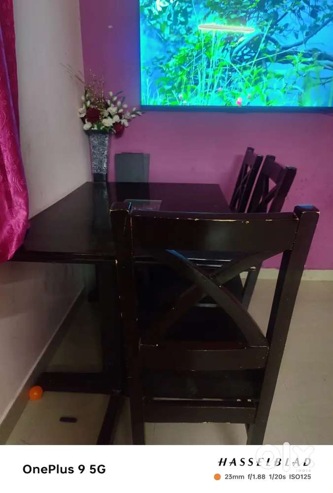 DINNING TABLE