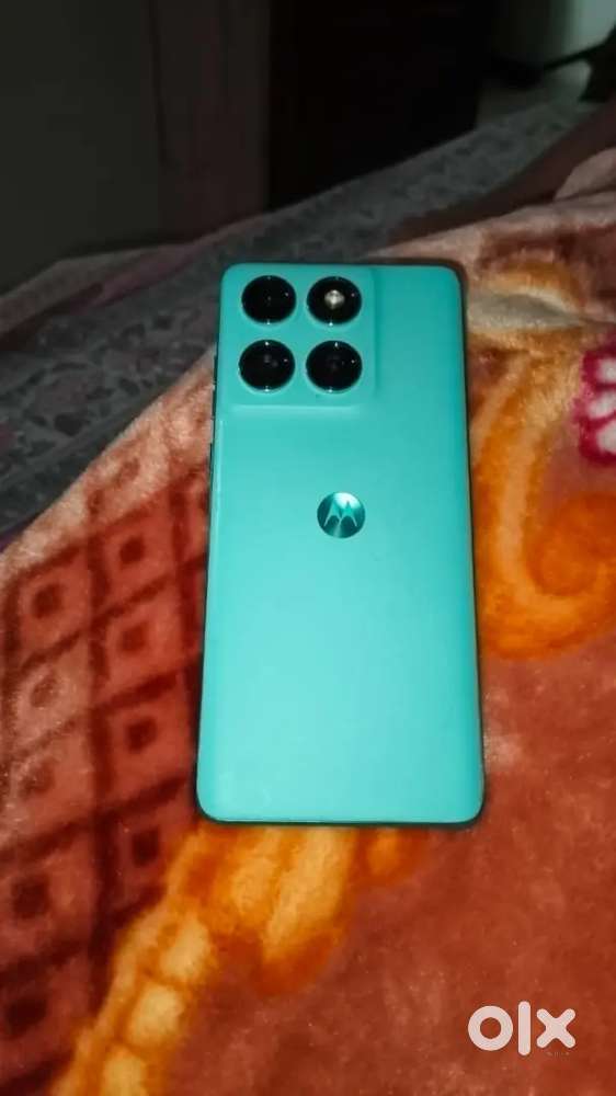 8/256 edge 60 fusion 5 month old h