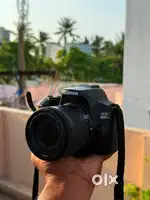 CANON EOS200d mark ll DSLR -lightweight,4k video,touchscreen