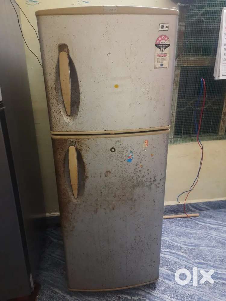 Double door fridge