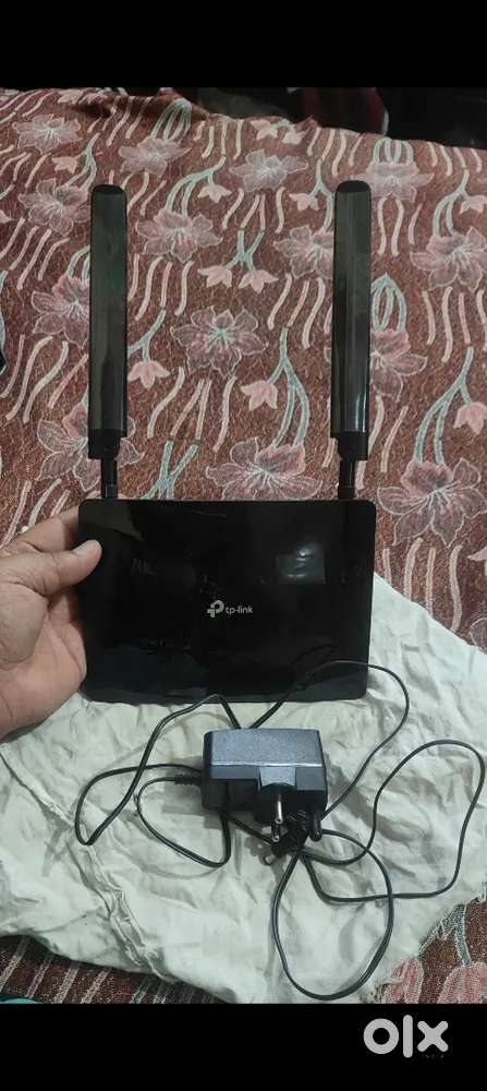 TP - Link WIFI ROUTER (NEWLY CONDITION)