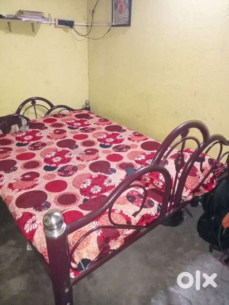 Eron bed 5/6