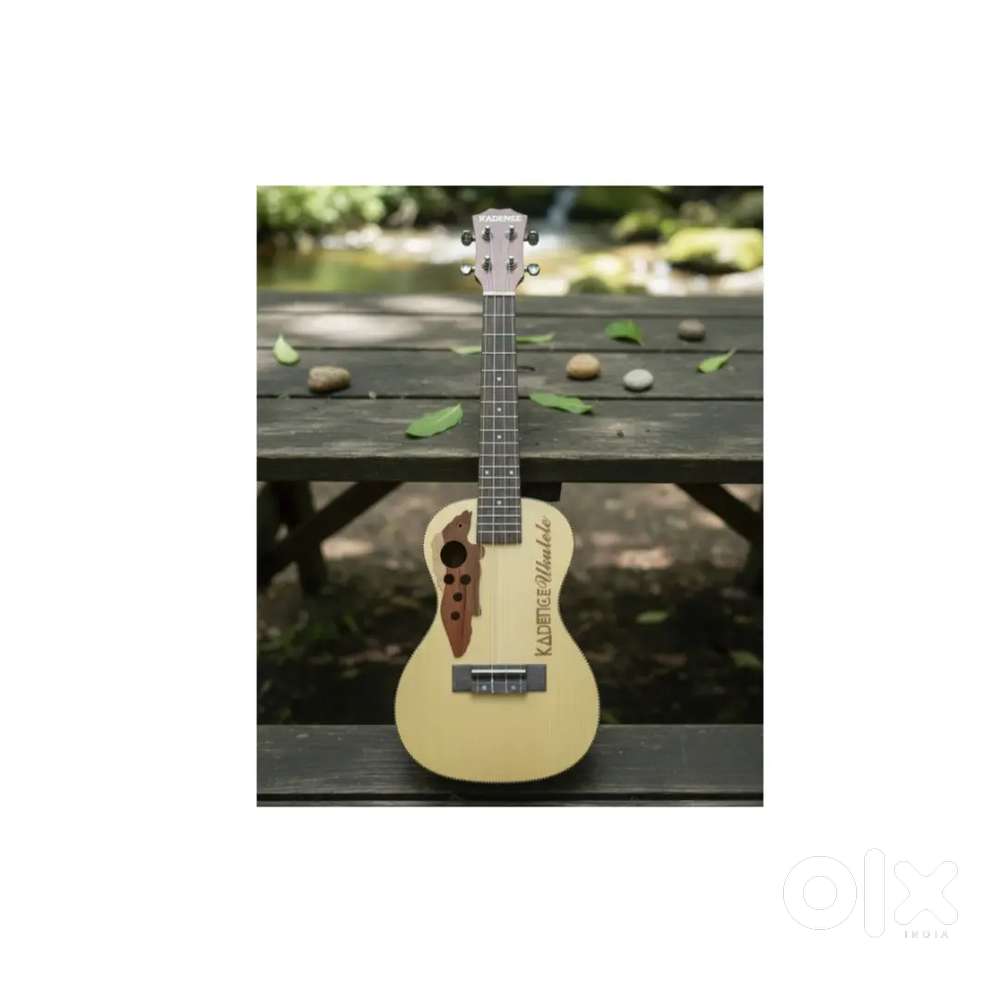 Kadence Ukulele Concert 24 Spruce Special (with BAG & BOX)