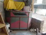 Tv बेंच  बेचना हे
