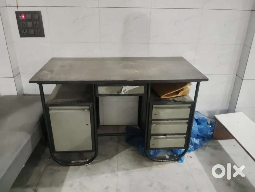 Steel table