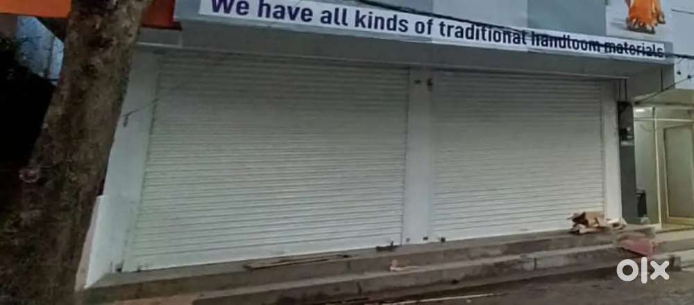 2shutter shop,, &1bhk hose,, 2 cent,, kumali thekkady