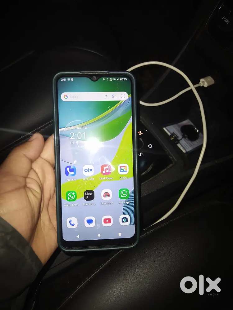 Moto e13 4gb ram 64 gb rom