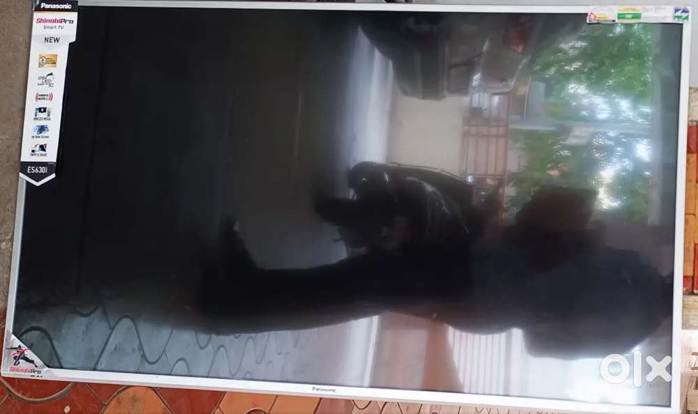 Panasonic-49 inches full hd led Android TV excellent condition.