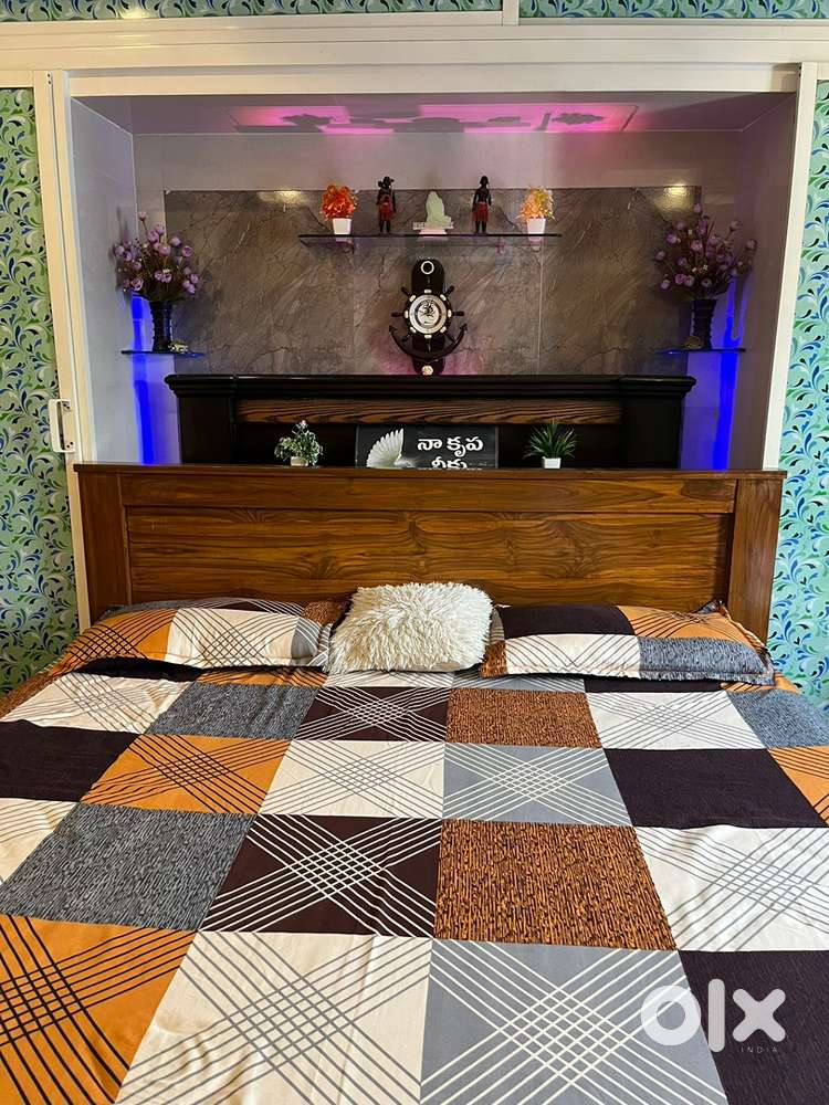 King size Teakwood Bed with mattress