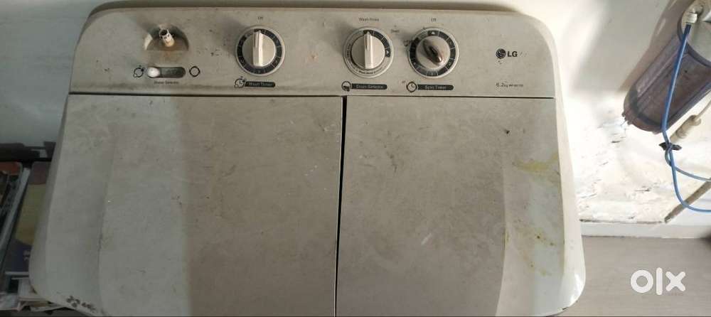 LG Semi  Automatic Washing Machine