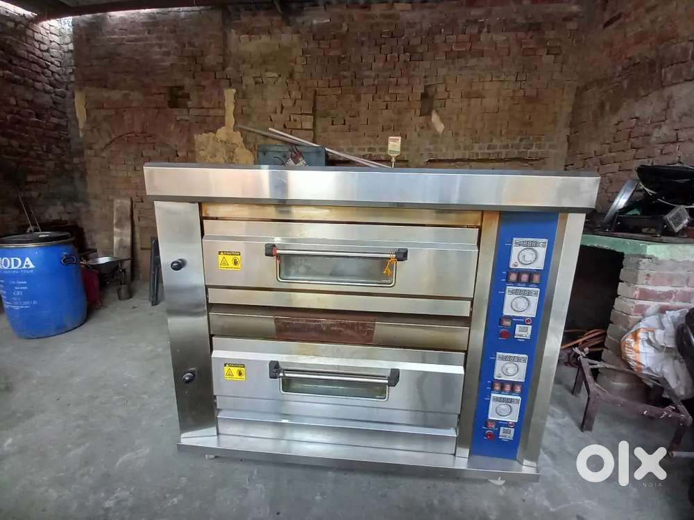 Gas oven full OK condition new only 3 months old  use only 1 month new