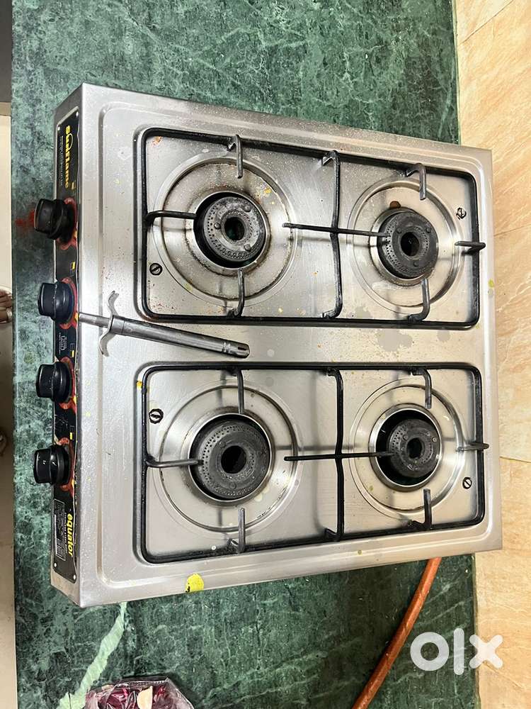 4 burner gas stove