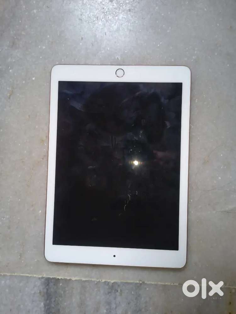 Apple ipad 6th gen