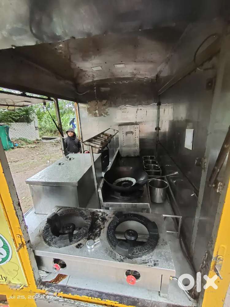 Food truck / Food Van /Mobile Van/ Mobile Canteen for RENT only