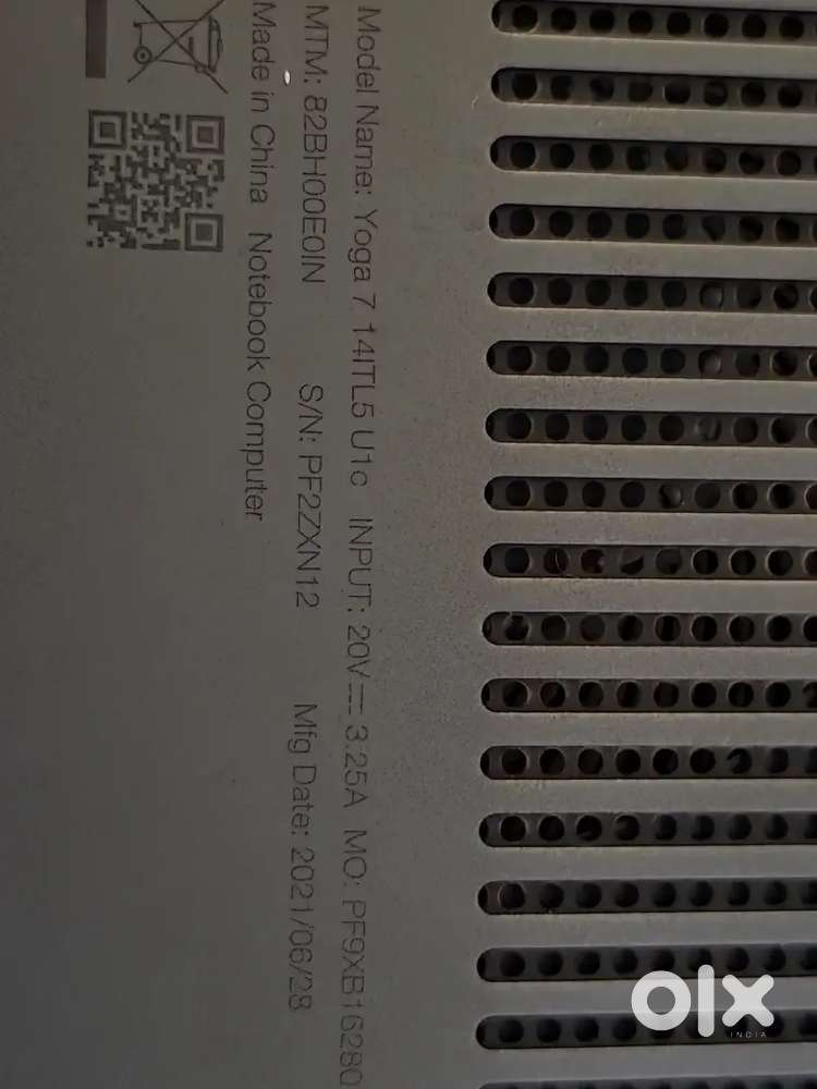 Lenovo Yoga 7i 11th GEN Intel I7 laptop in mint condition