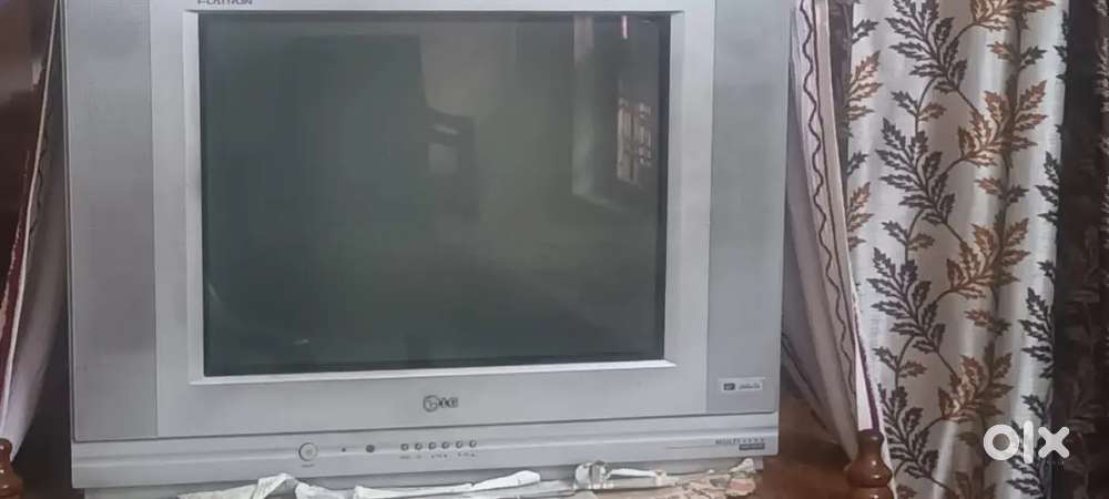 LG TV 21 inches