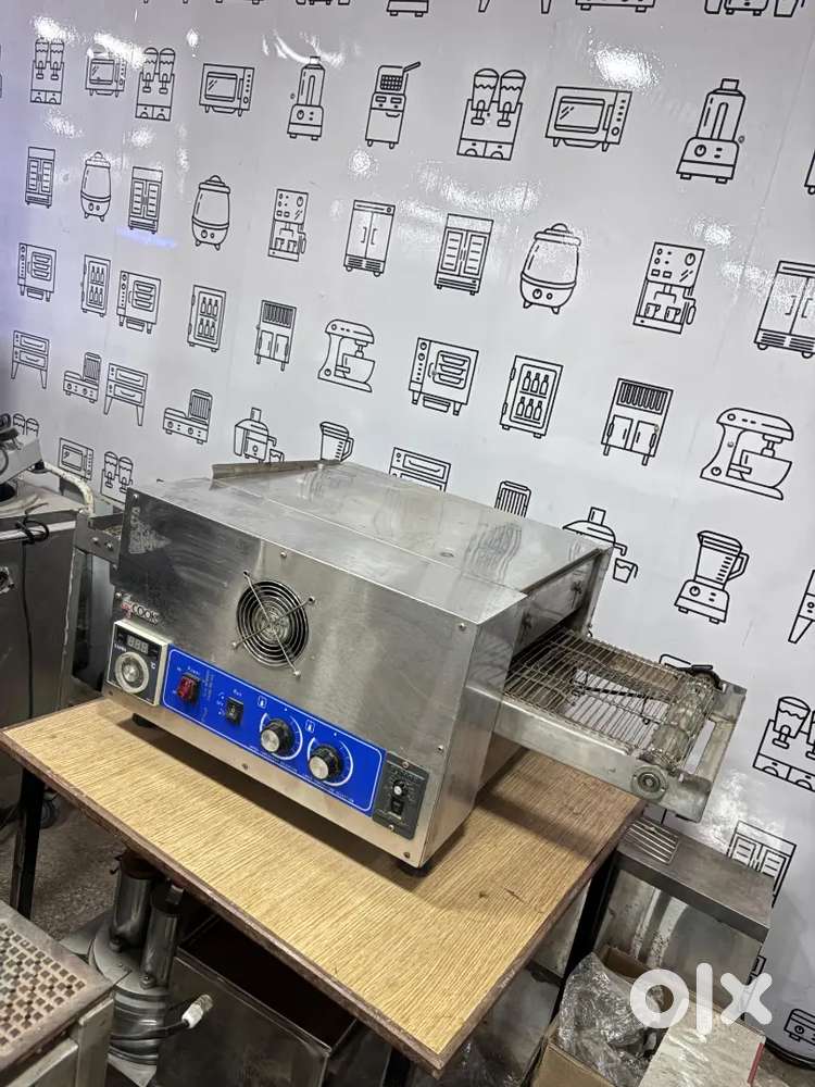 Conveyor belt Pizza Oven