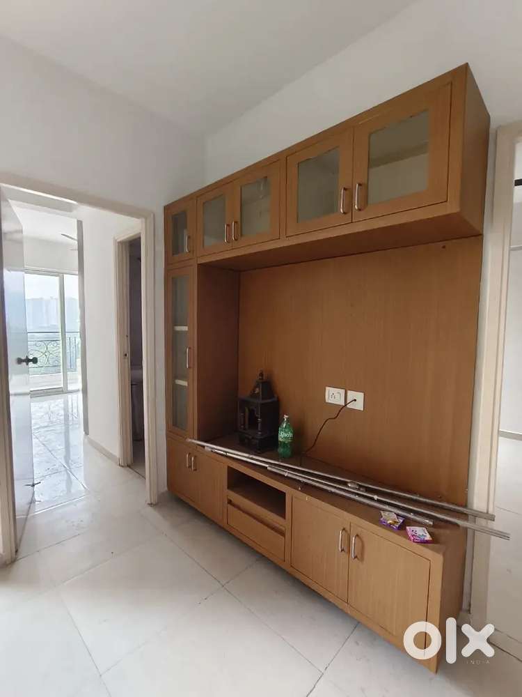 2bhk semi furnished flat for rent in Gurgaon Near Hero Honda Chowk