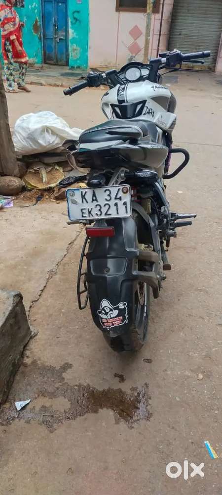 Pulsar NS200